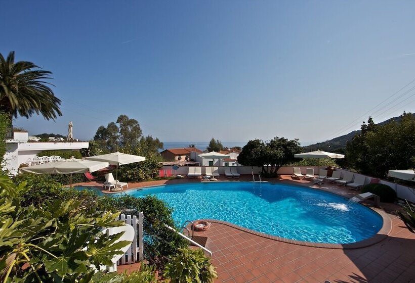 בית מלון כפרי Gallo Nero