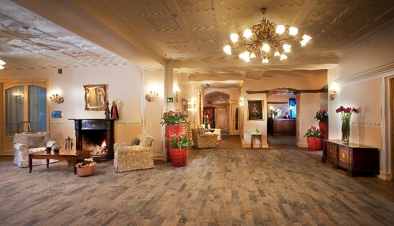 호텔 Th Madonna Di Campiglio | Golf