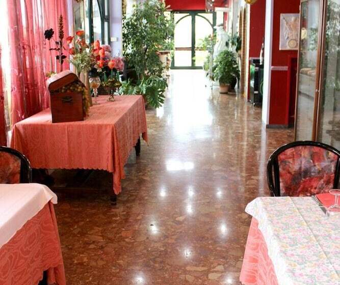 ホテル Grande Albergo Abruzzo