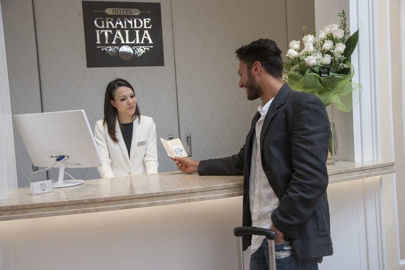 호텔 Grande Italia