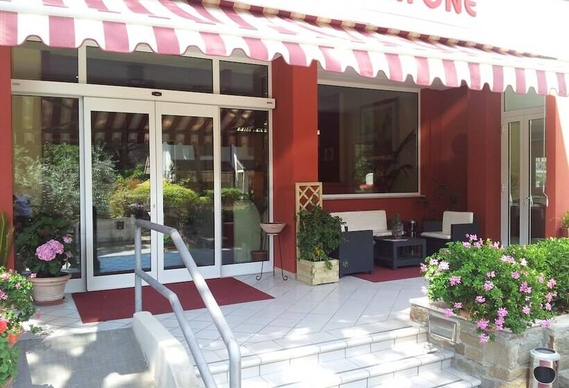 בית מלון כפרי Grifone