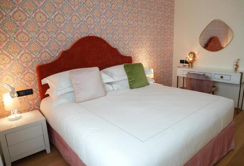 هتل Jolly Charme Suite