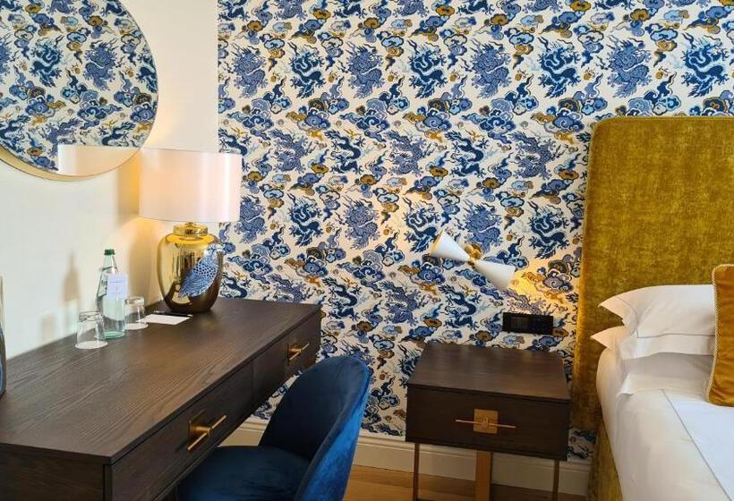 هتل Jolly Charme Suite