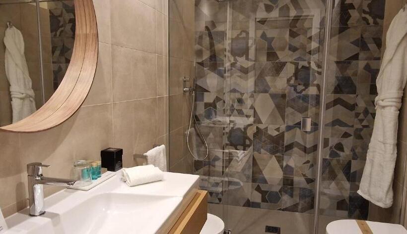 هتل Jolly Charme Suite