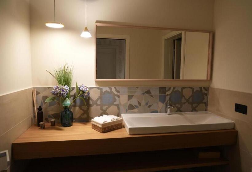 هتل Jolly Charme Suite