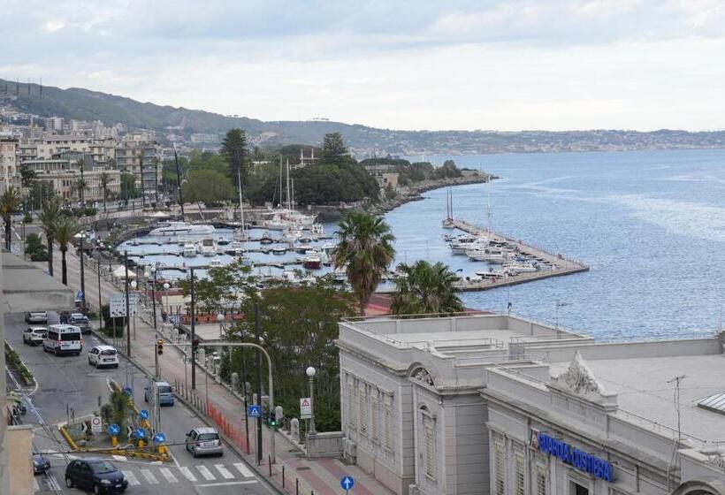 هتل Jolly Charme Suite