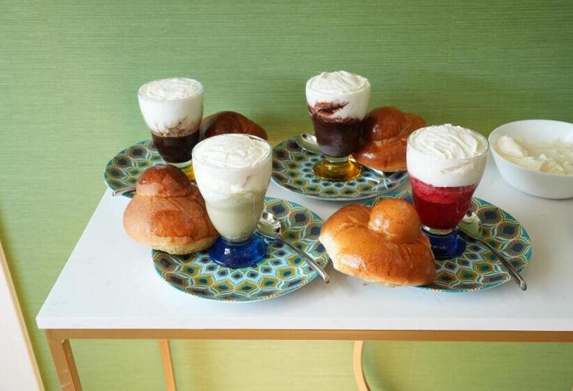 هتل Jolly Charme Suite