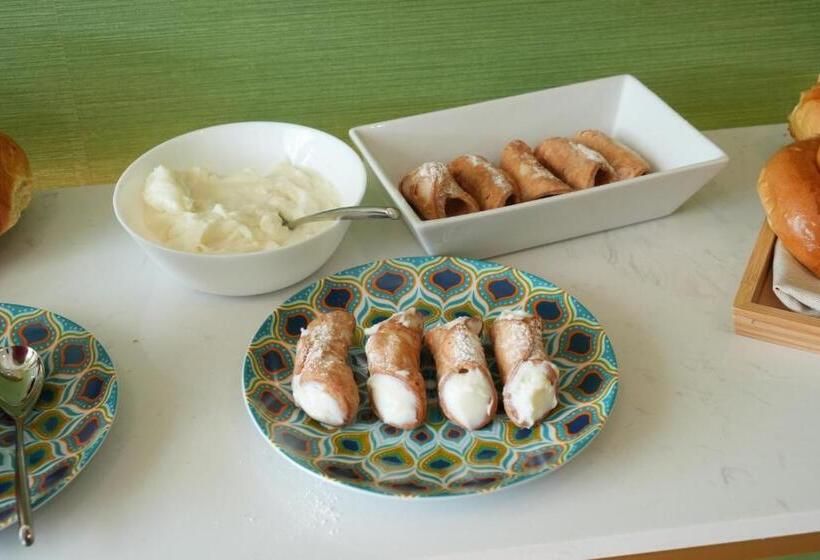 هتل Jolly Charme Suite