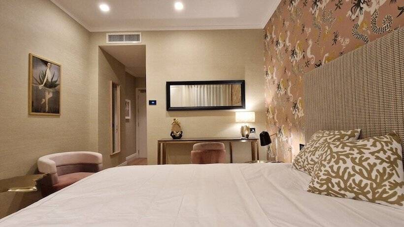 هتل Jolly Charme Suite