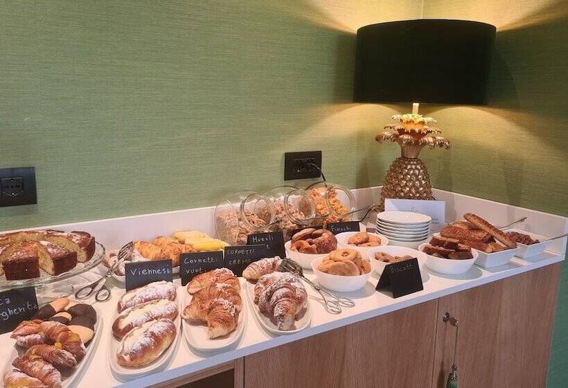 هتل Jolly Charme Suite