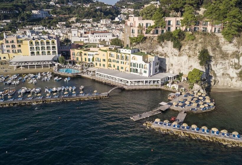 فندق Regina Isabella Resort Spa Restaurant