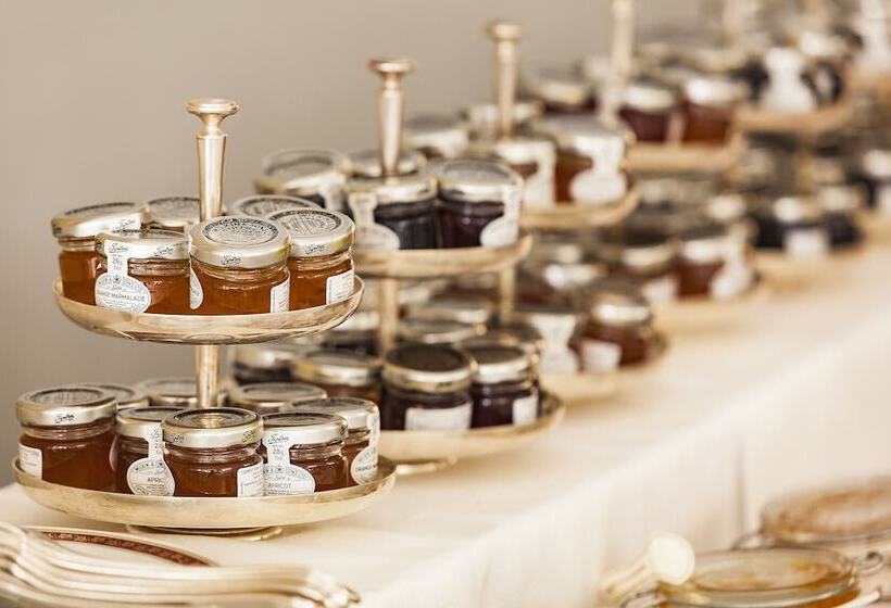 فندق Regina Isabella Resort Spa Restaurant