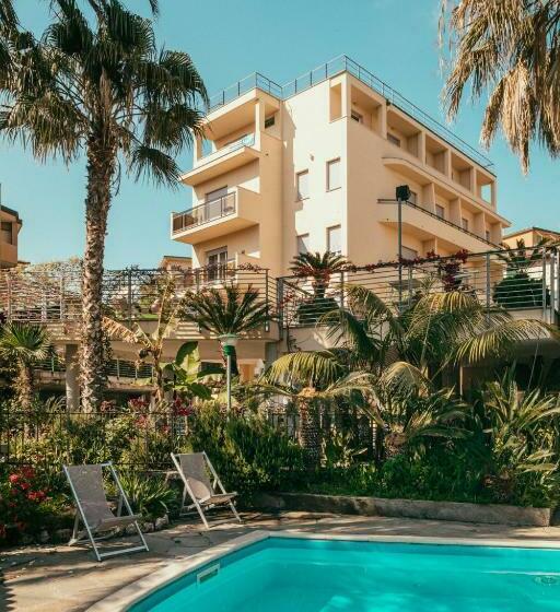 Отель Residence La Palma