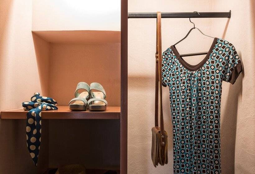 هتل La Pensione Di Vignamaggio