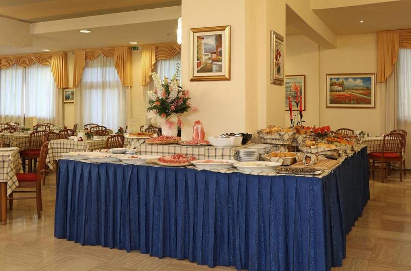 Отель La Perla Bike