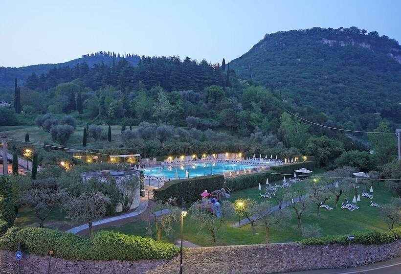 Отель La Perla Bike