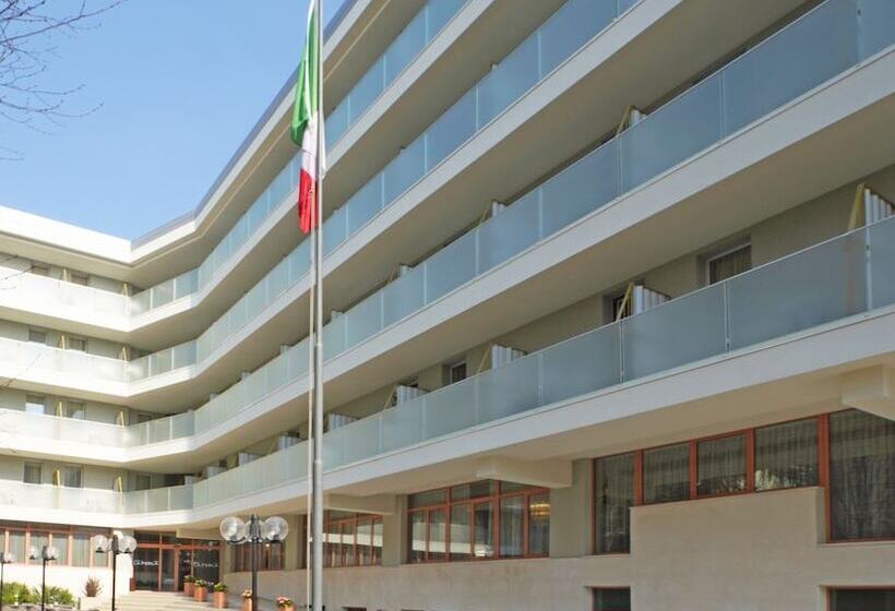 Отель La Perla Bike