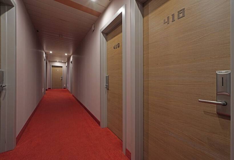 Отель La Perla Bike