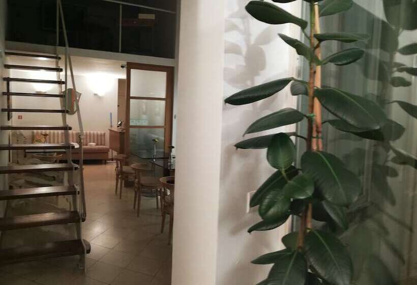 هتل La Residenza Il Maggio B&b