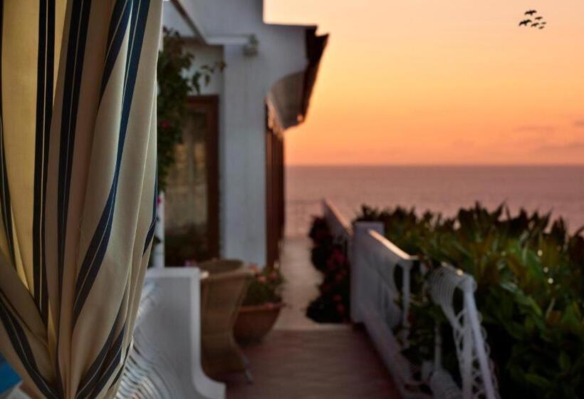هتل Le Querce Resort Sea Thermae & Spa