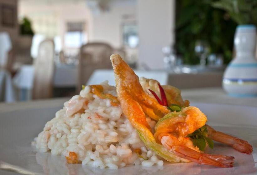 ホテル Le Querce Resort Sea Thermae & Spa