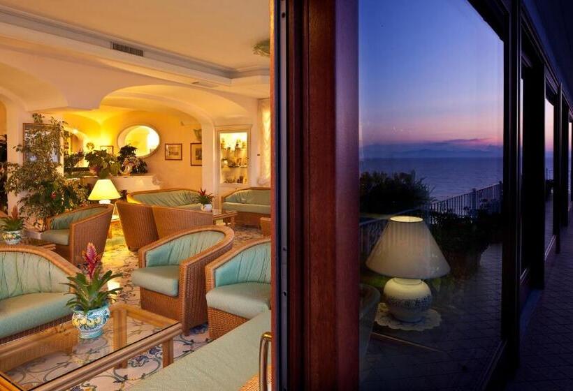 ホテル Le Querce Resort Sea Thermae & Spa