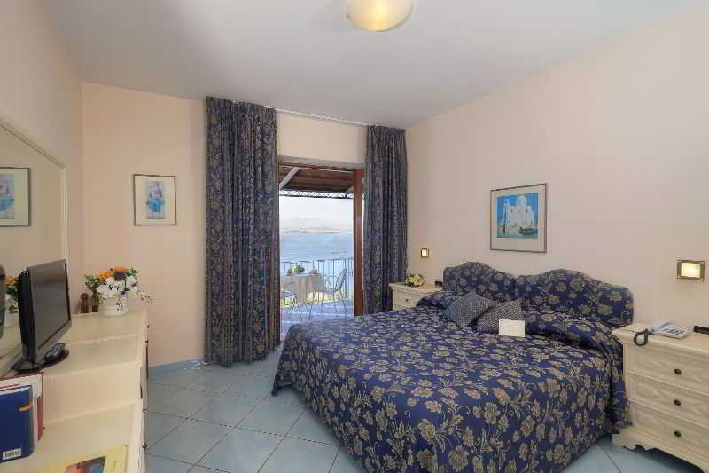 ホテル Le Querce Resort Sea Thermae & Spa