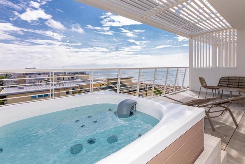 Отель Le Soleil