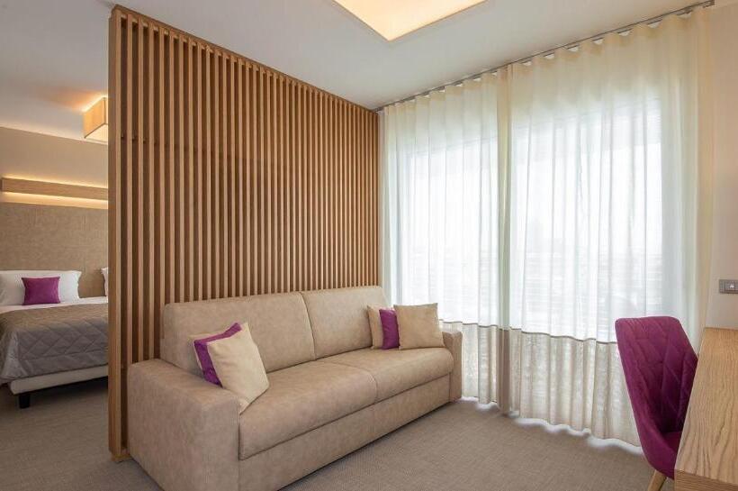 Отель Le Soleil