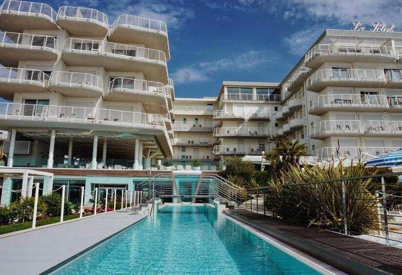 Отель Le Soleil