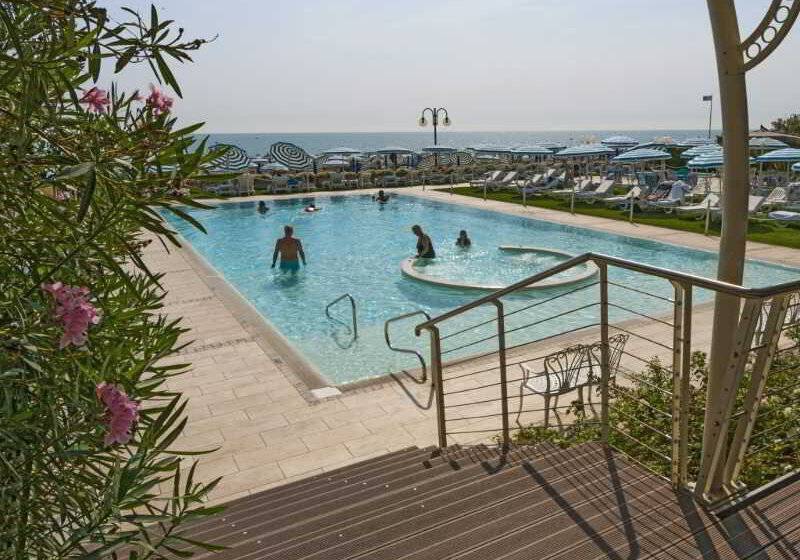 Отель Le Soleil