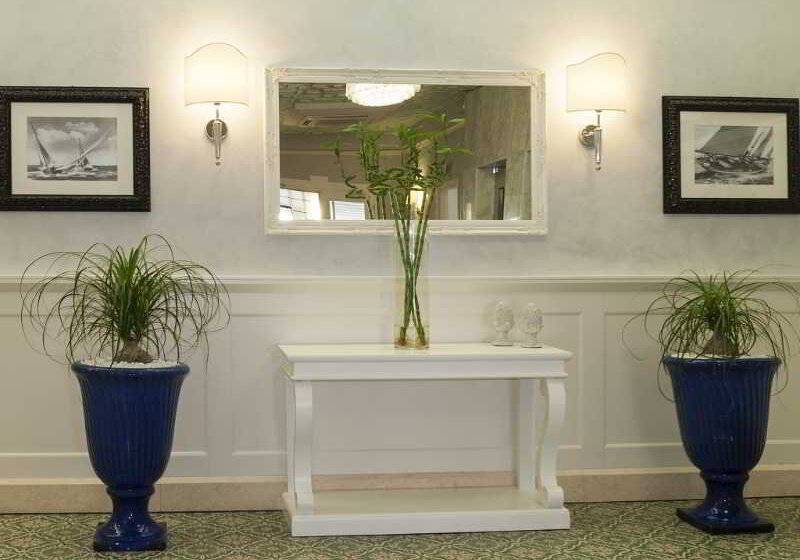 Отель Le Soleil