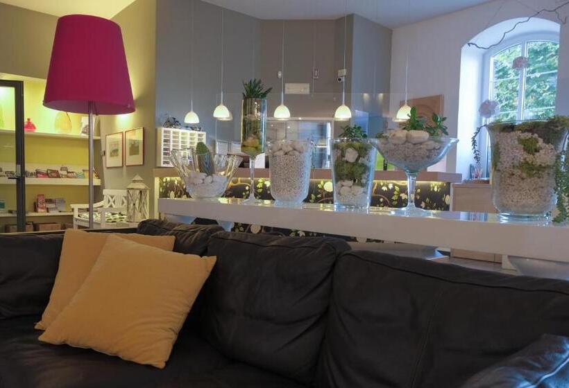 בית מלון כפרי Liberty