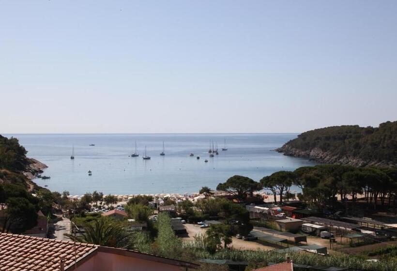 فندق Lo Scirocco