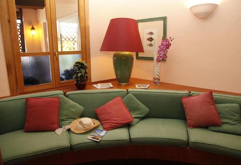 فندق Lo Scirocco