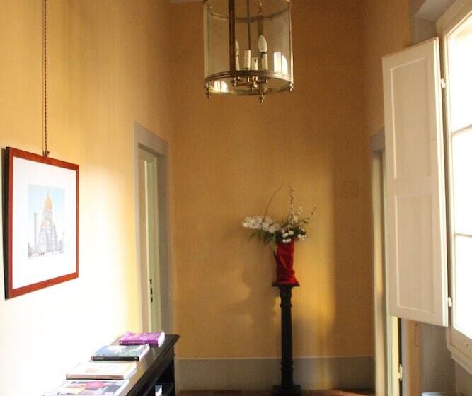 هتل Loggiato Dei Serviti