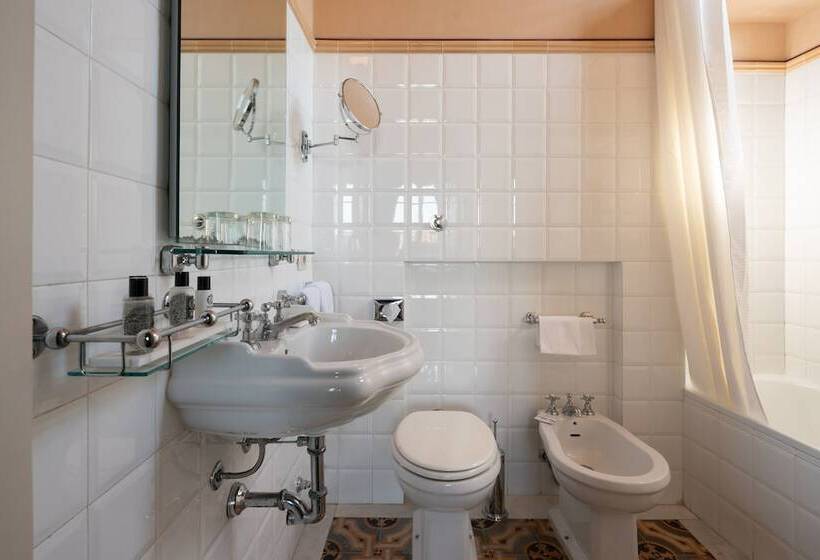 هتل Loggiato Dei Serviti