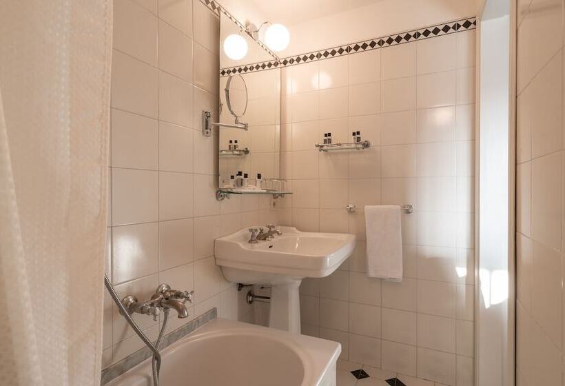 هتل Loggiato Dei Serviti