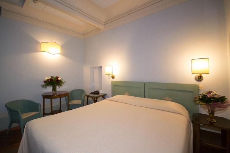 هتل Loggiato Dei Serviti