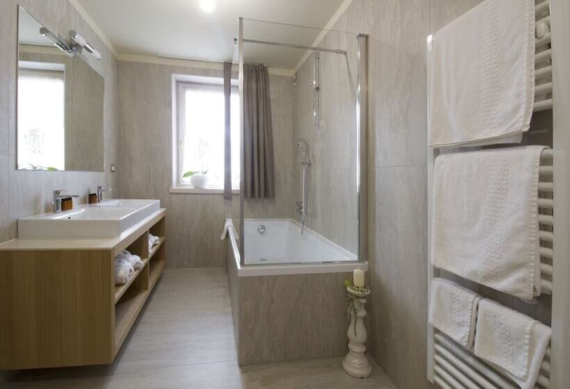 ホテル Lorenzetti