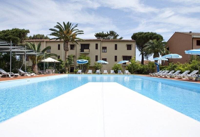 Отель Marinella