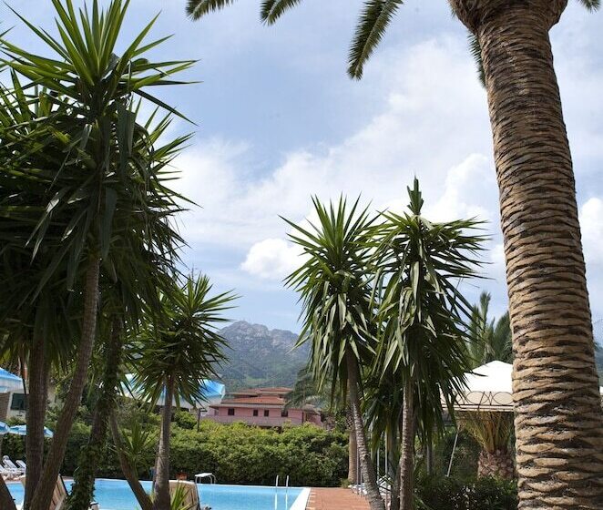 Отель Marinella