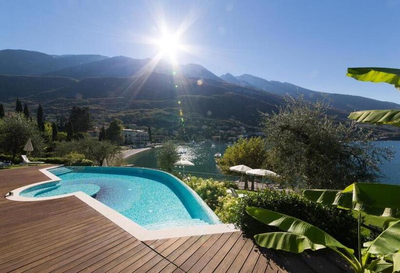 ホテル Maximilian