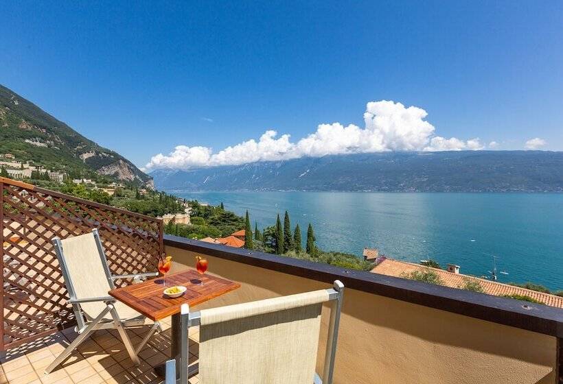 ホテル Meandro   Lake View