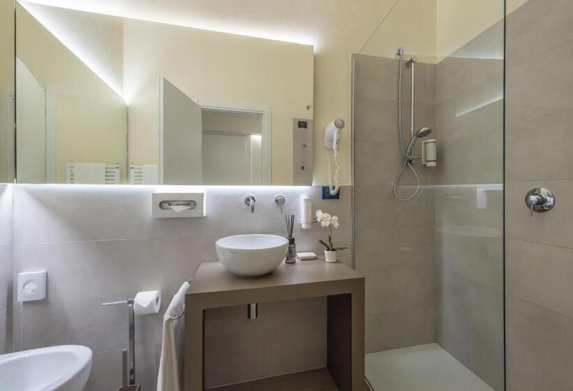 ホテル Meandro   Lake View