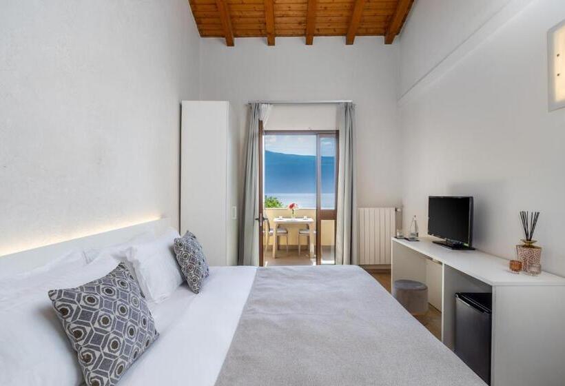 ホテル Meandro   Lake View