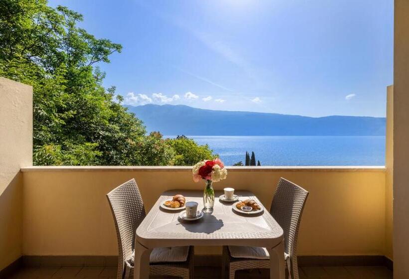 ホテル Meandro   Lake View