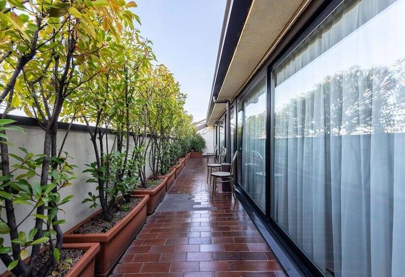 Mirage Sure Hotel Collection By Best Western