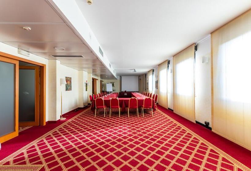 Mirage Sure Hotel Collection By Best Western