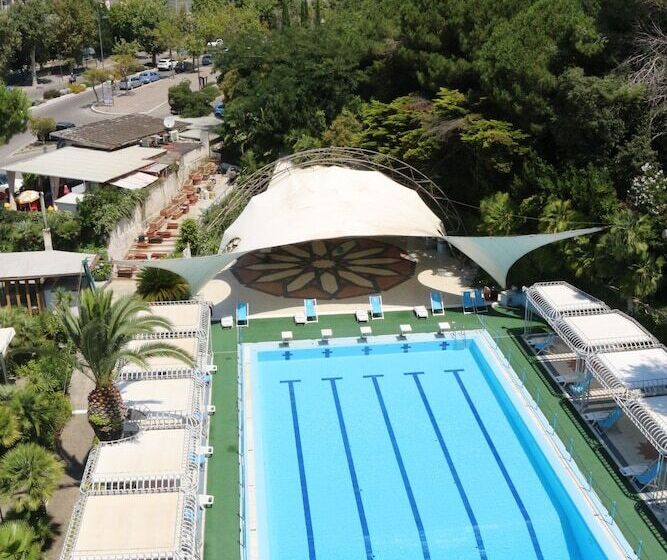 ホテル Mirasole International